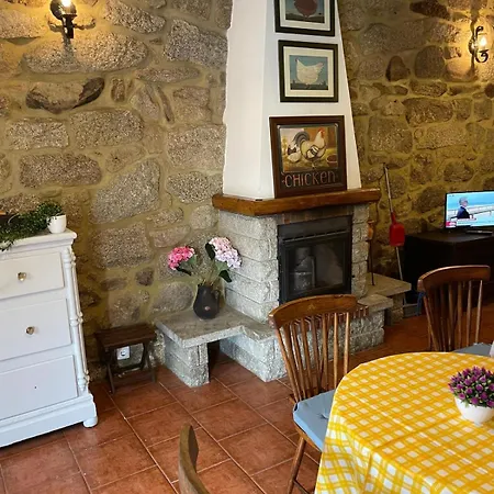 Casa Da Farmacia Nyaraló *